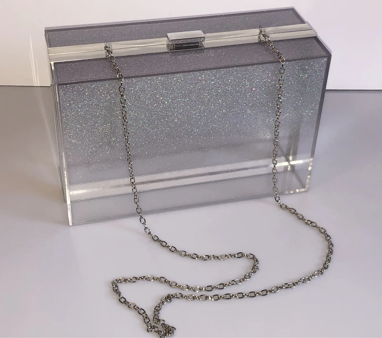 Plexiglas & Resin model by Maq’Exe
